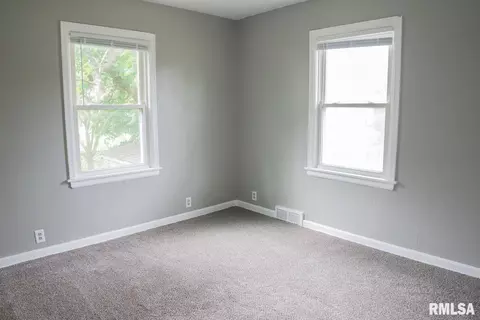 3806 12th St, Moline, IL 61265 photo 12