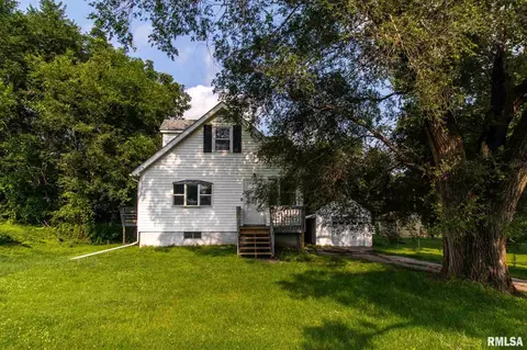 3806 12th St, Moline, IL 61265 photo 1