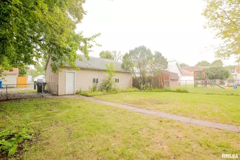 2318 15th St, Moline, IL 61265 photo 15