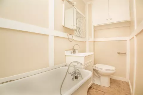 2318 15th St, Moline, IL 61265 photo 5