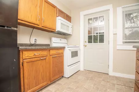 2318 15th St, Moline, IL 61265 photo 4