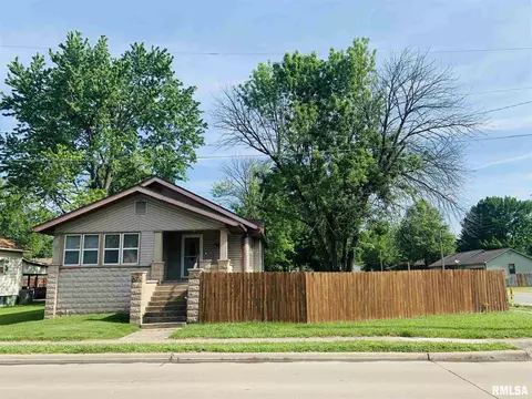 902 W Boulevard Blvd, Marion, IL 62959 photo 1