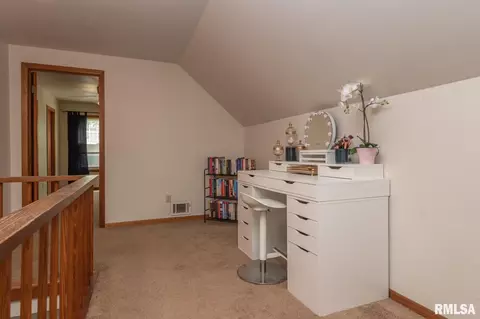 153 15th St, Silvis, IL 61282 photo 13