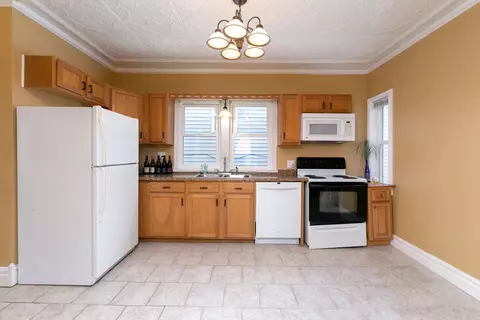 732 25th St, Moline, IL 61265 photo 8