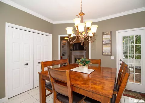 604 E 3rd St, Coal Valley, IL 61240 photo 10