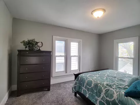 907 16th St, Moline, IL 61265 photo 13