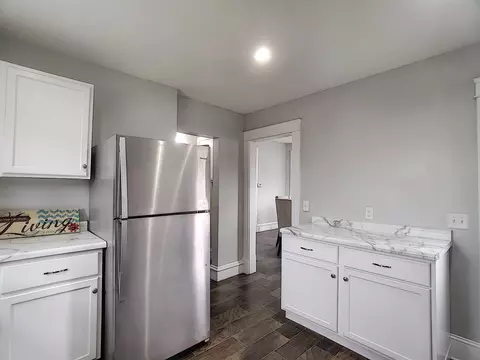 907 16th St, Moline, IL 61265 photo 11