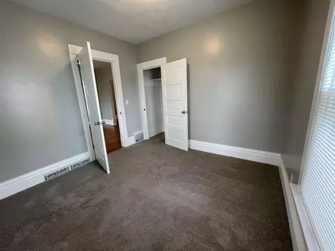 130 15th St, Silvis, IL 61282 photo 6