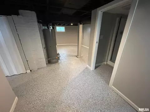 130 15th St, Silvis, IL 61282 photo 16
