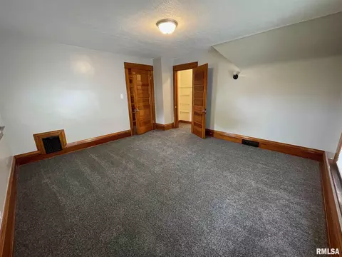 130 15th St, Silvis, IL 61282 photo 14