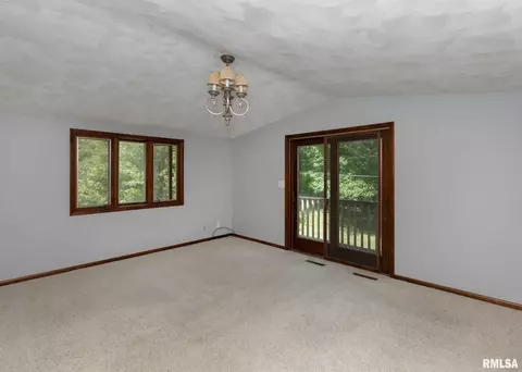3336 16th St, Moline, IL 61265 photo 29