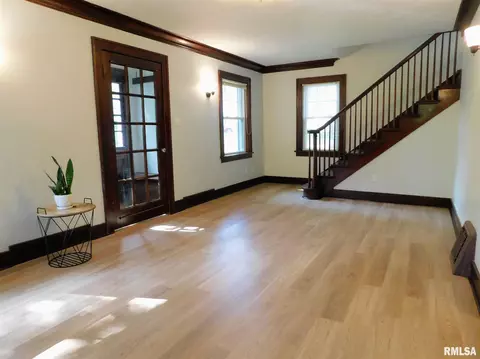 1190 22nd St, Moline, IL 61265 photo 8