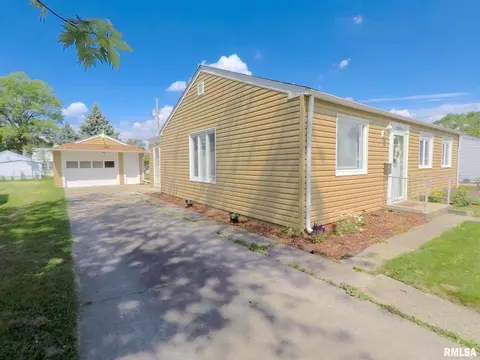 1009 40th St, Moline, IL 61265 photo 31