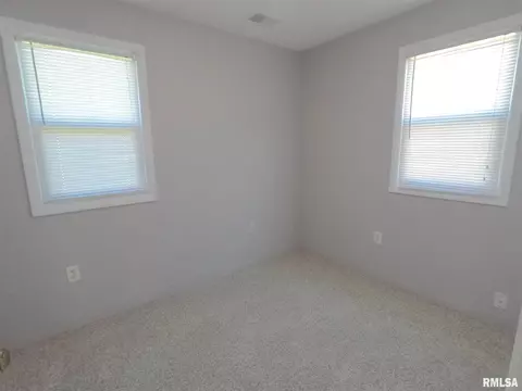1009 40th St, Moline, IL 61265 photo 25
