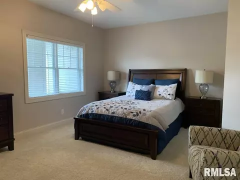 4032 River Dr, Moline, IL 61265 photo 32