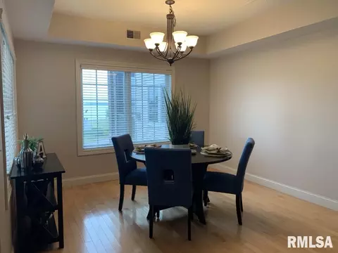 4032 River Dr, Moline, IL 61265 photo 17