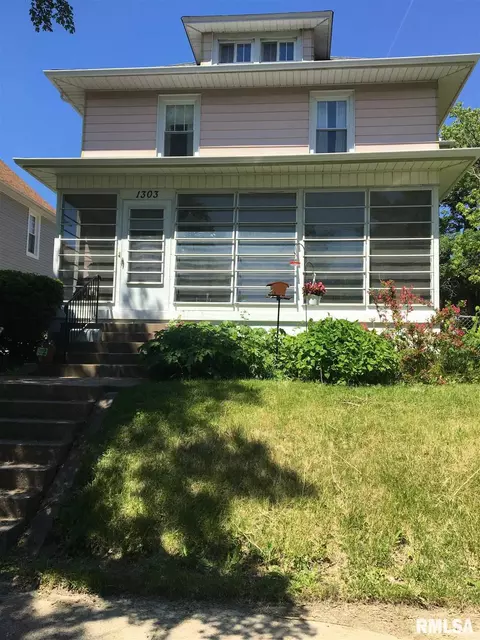 1303 4th St, Moline, IL 61265 photo 2