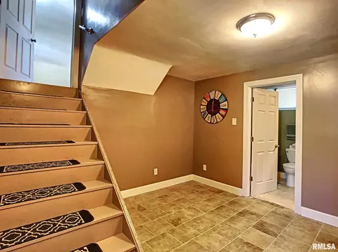 601 10th St, Silvis, IL 61282 photo 14