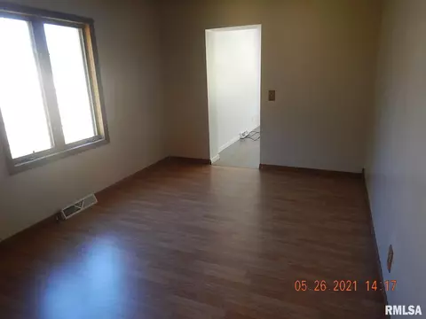 331 Elliott St, Kewanee, IL 61443 photo 6