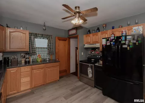 525 19th Ave, Moline, IL 61265 photo 8