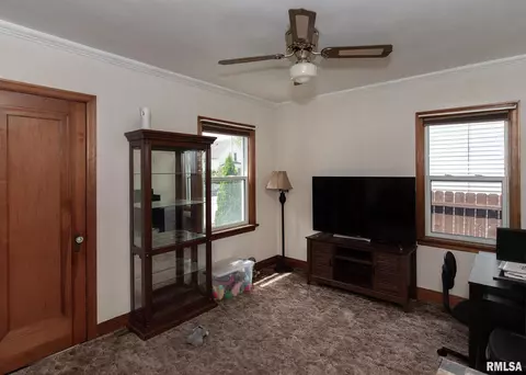 525 19th Ave, Moline, IL 61265 photo 7