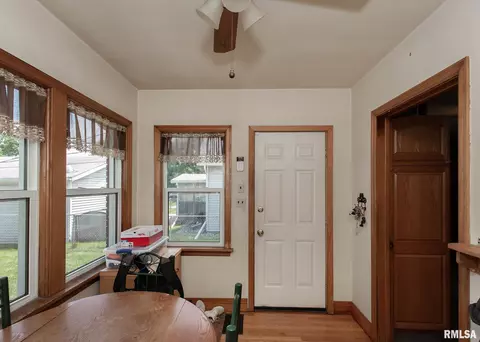 525 19th Ave, Moline, IL 61265 photo 12
