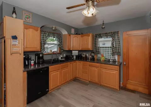 525 19th Ave, Moline, IL 61265 photo 10