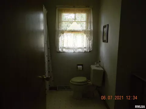1311 4th St, Orion, IL 61273 photo 9