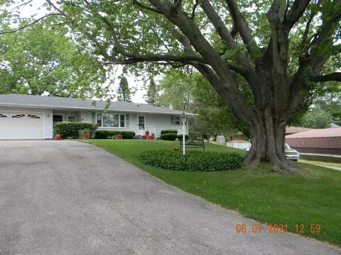 1311 4th St, Orion, IL 61273 photo 2