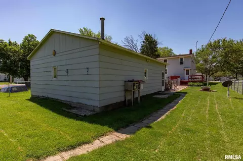 203 W B St, Alpha, IL 61413 photo 28