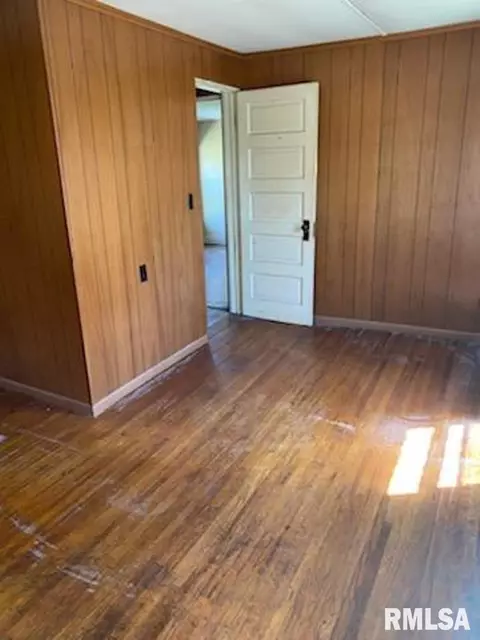 710 10th Ave, Orion, IL 61273 photo 24