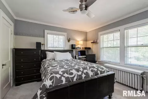 1521 27th St, Moline, IL 61265 photo 12