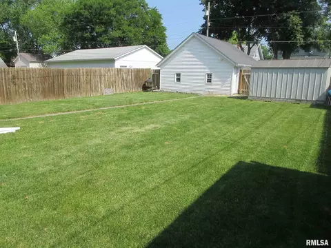 307 17th Ave, Moline, IL 61265 photo 26