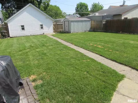 307 17th Ave, Moline, IL 61265 photo 25
