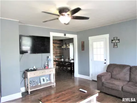 601 E 7th St, Tipton, IA 52772 photo 33