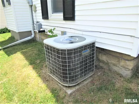 601 E 7th St, Tipton, IA 52772 photo 44