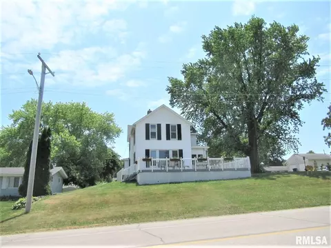 601 E 7th St, Tipton, IA 52772 photo 7