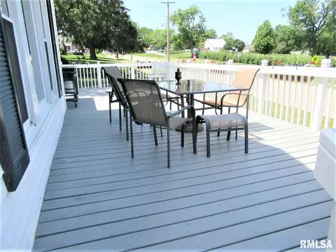 601 E 7th St, Tipton, IA 52772 photo 9
