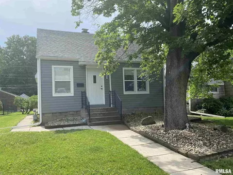 1845 30th St, Moline, IL 61265 photo 2