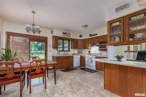 5337 30th Ave, Moline, IL 61265 photo 14