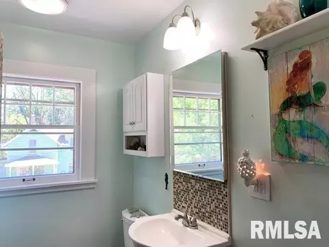 1405 23rd Ave, Moline, IL 61265 photo 8