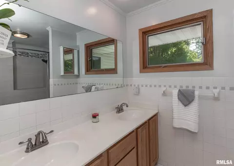 5316 34th Ave, Moline, IL 61265 photo 22