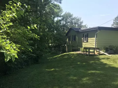 1411 10th St, Silvis, IL 61282 photo 9