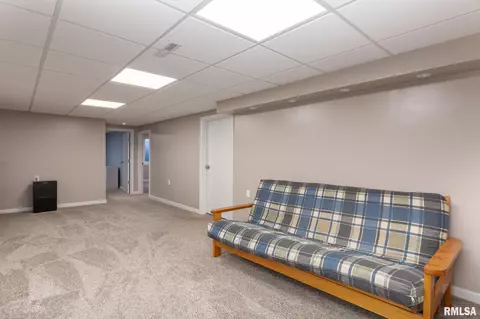 605 12th St, Silvis, IL 61282 photo 27