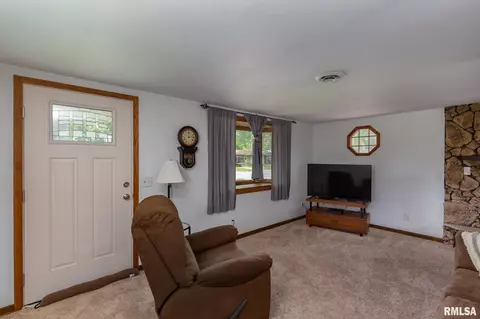 607 14th Ave, Hampton, IL 61256 photo 4