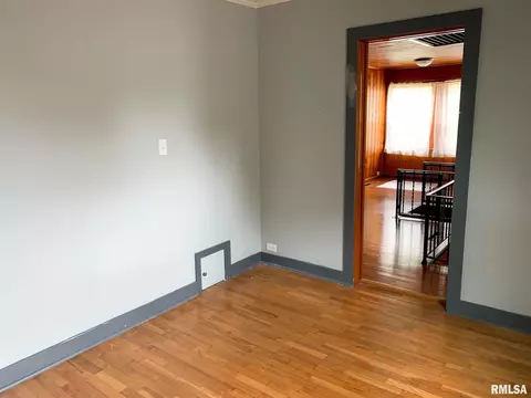 506 Buchanan, Orient, IL 62874 photo 16
