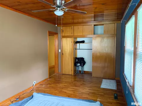 506 Buchanan, Orient, IL 62874 photo 14