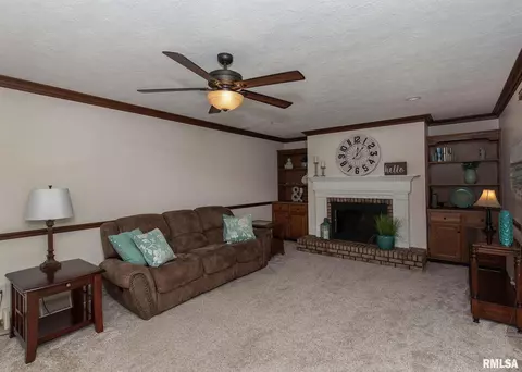 3619 73rd St, Moline, IL 61265 photo 15