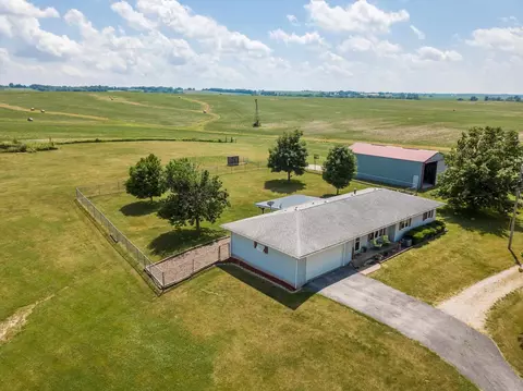 2931 130th Ave, Viola, IL 61486 photo 1