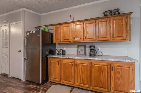 22901 245th St, Eldridge, IA 52748 photo 5